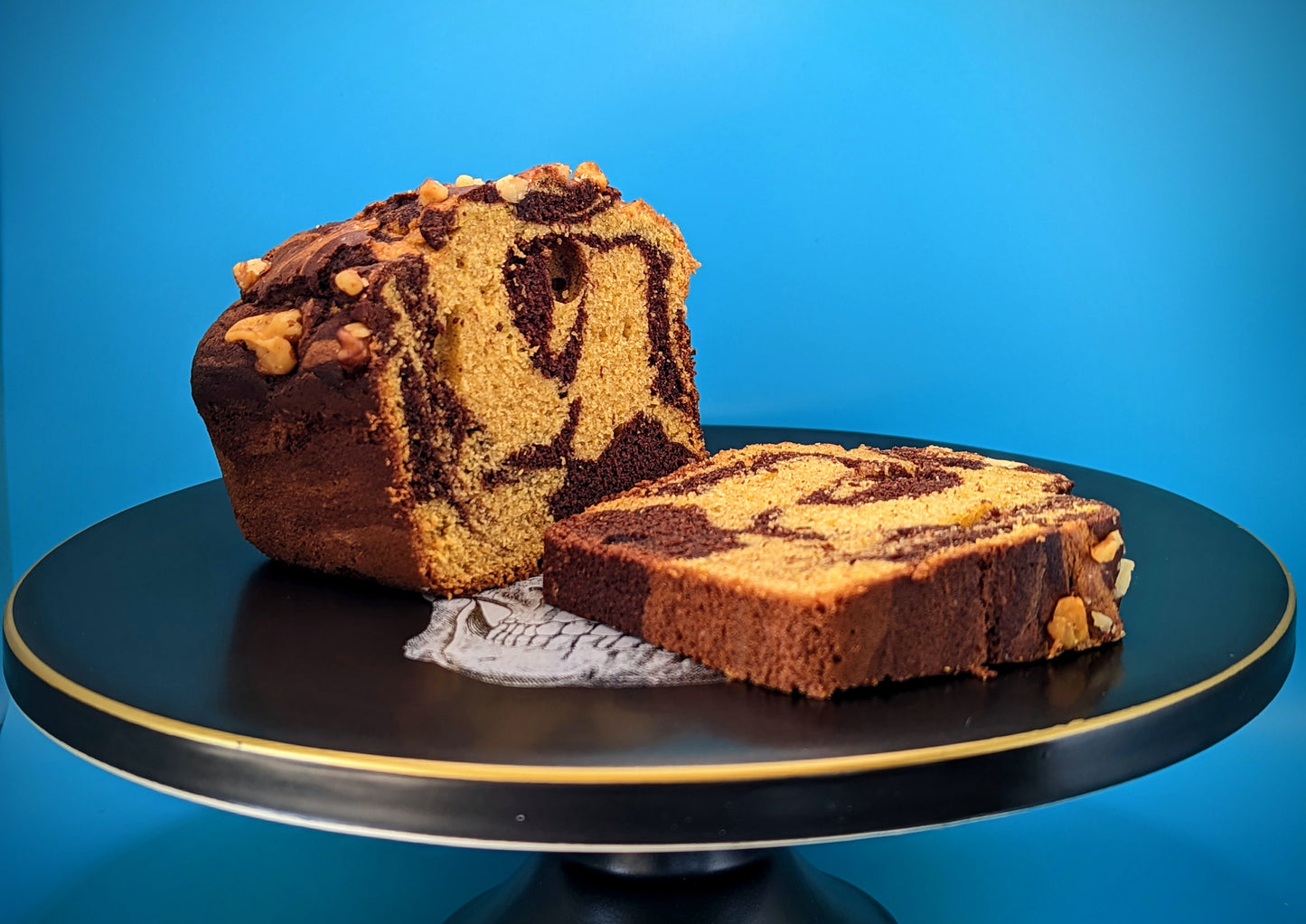 ๐ Chocolate Marbled Banana Bread ๐